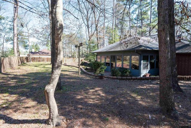 175 Old Gate Path, Holly Lake Ranch, TX 75765