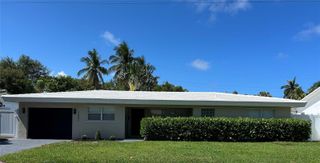1597 SE 5th Street, Deerfield Beach, FL 33441