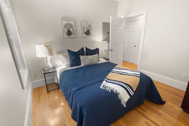 12 I St 3, Boston, MA 02127