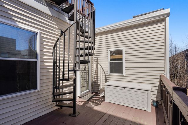 12 I St 3, Boston, MA 02127