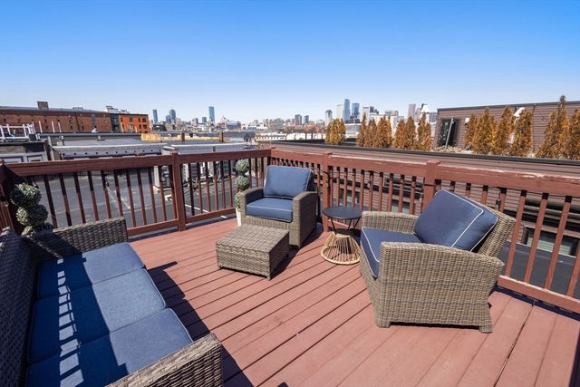 12 I St 3, Boston, MA 02127