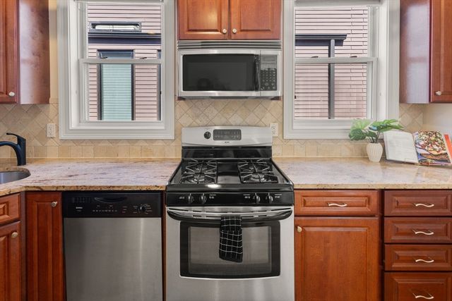 12 I St 3, Boston, MA 02127