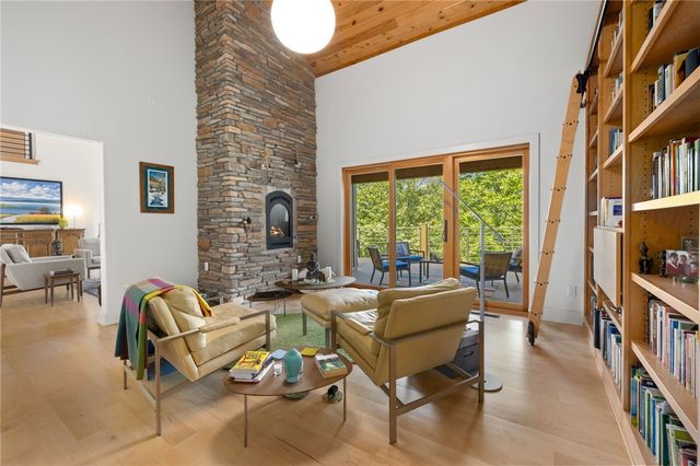 3309 NW 3rd Street, Bentonville, AR 72712