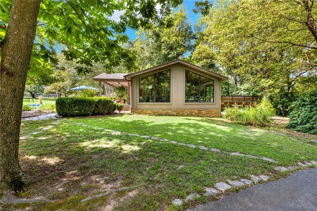 3309 NW 3rd Street, Bentonville, AR 72712