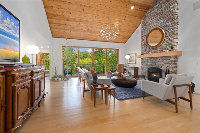 3309 NW 3rd Street, Bentonville, AR 72712