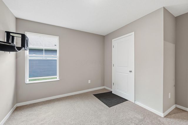 3823 Alledonia Drive, Grove City, OH 43123