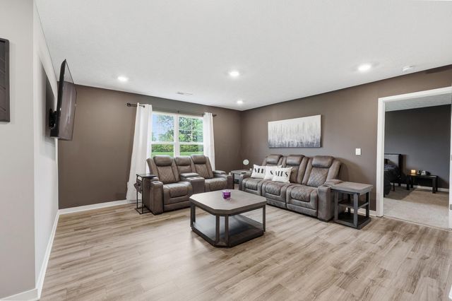 3823 Alledonia Drive, Grove City, OH 43123