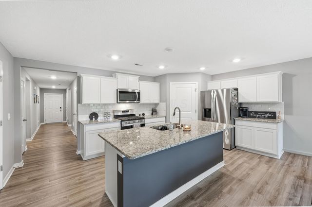 3823 Alledonia Drive, Grove City, OH 43123
