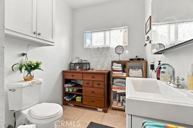 1464 E 23rd, Los Angeles, CA 90011