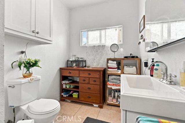 1464 E 23rd, Los Angeles, CA 90011
