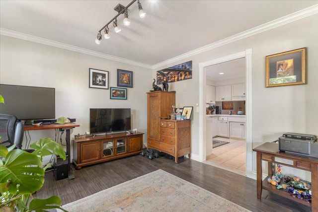 3410 Scenic Drive, Redding, CA 96001