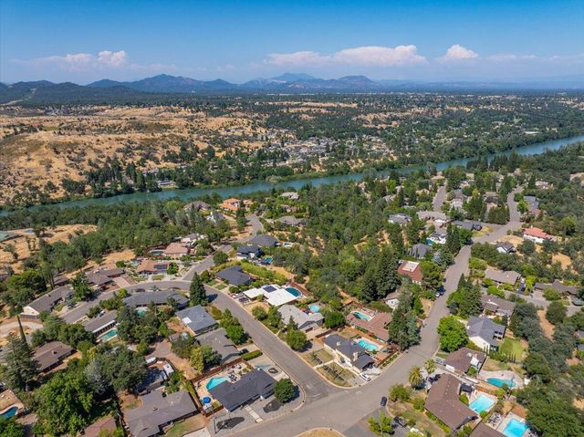 3410 Scenic Drive, Redding, CA 96001