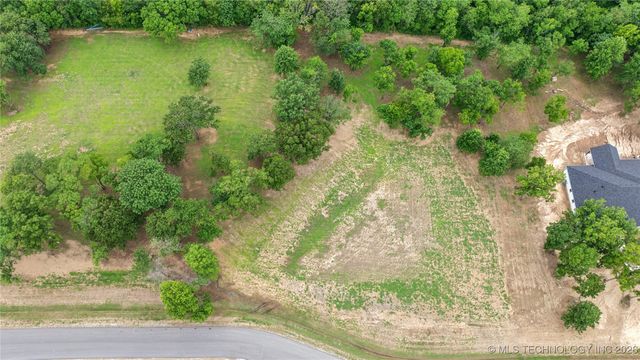 10944 S 216th East Avenue, Broken Arrow, OK 74014