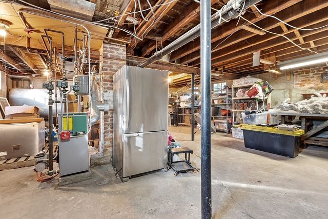 139 Parson Circle, Fitchburg, MA 01420