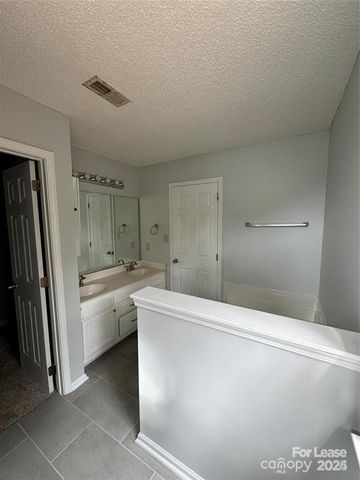 5304 Starflower Drive, Charlotte, NC 28215