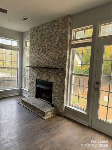 5304 Starflower Drive, Charlotte, NC 28215