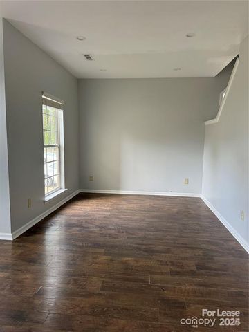 5304 Starflower Drive, Charlotte, NC 28215