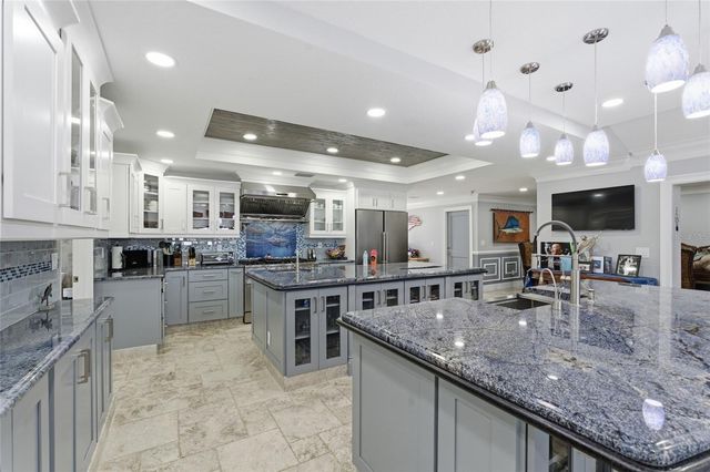 3874 48TH AVENUE S, St Petersburg, FL 33711