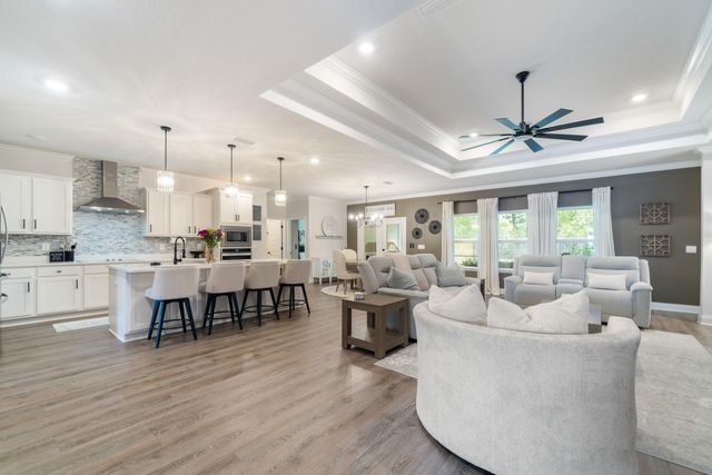 30 Hammock Oaks Boulevard, Freeport, FL 32439