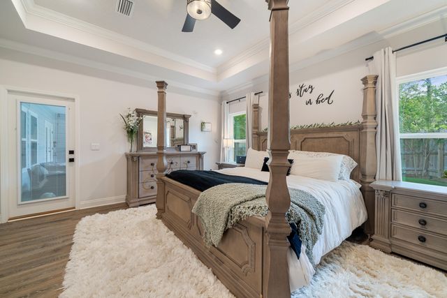 30 Hammock Oaks Boulevard, Freeport, FL 32439