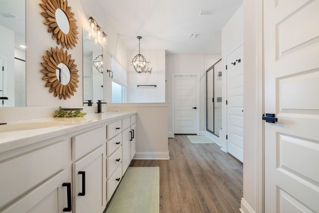 30 Hammock Oaks Boulevard, Freeport, FL 32439