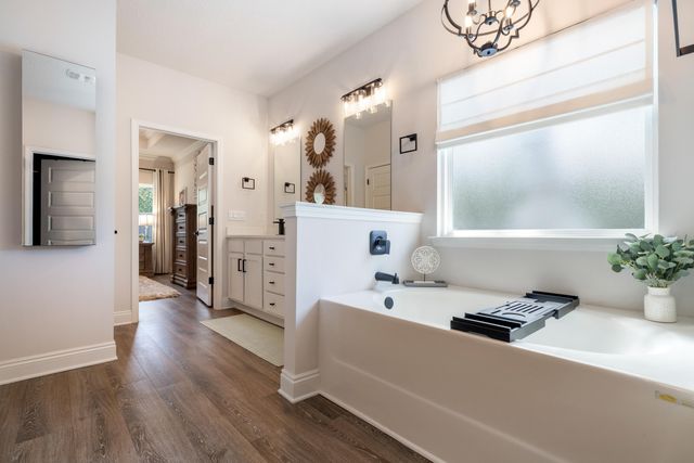 30 Hammock Oaks Boulevard, Freeport, FL 32439