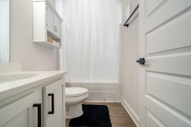 30 Hammock Oaks Boulevard, Freeport, FL 32439