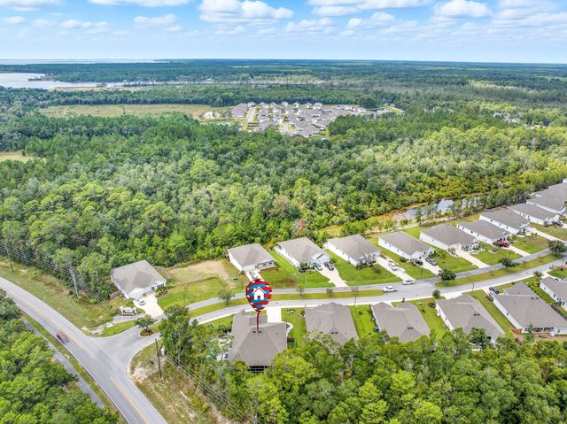 30 Hammock Oaks Boulevard, Freeport, FL 32439