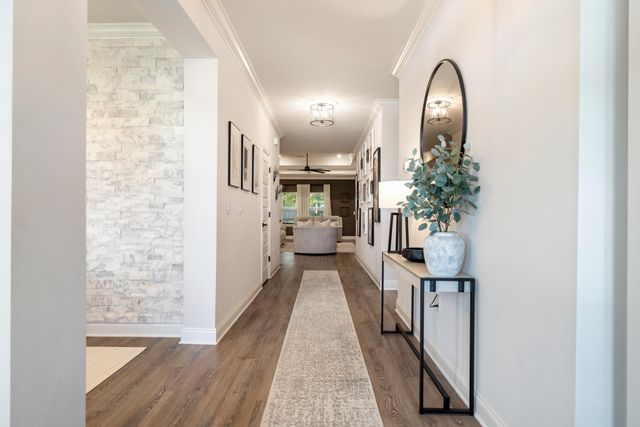 30 Hammock Oaks Boulevard, Freeport, FL 32439