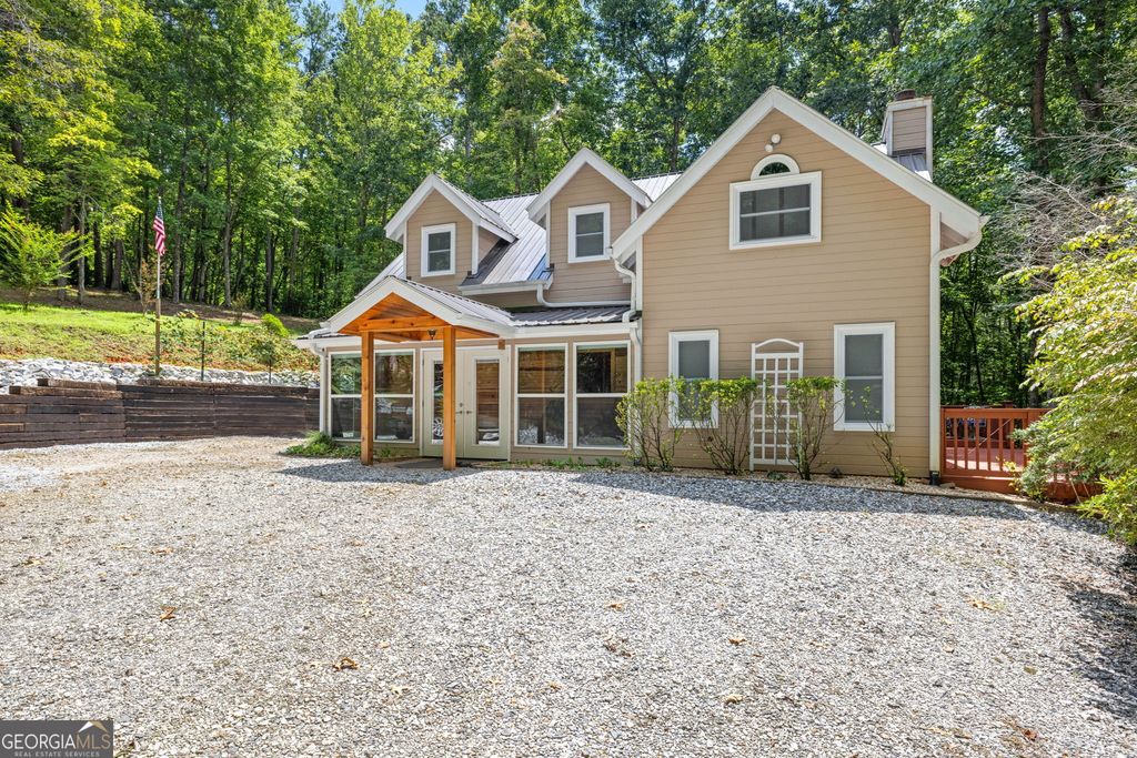 530 N Quail Trail, Clarkesville, GA 30523