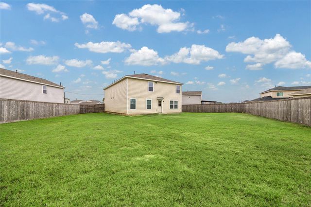 139 Road 51026, Cleveland, TX 77327