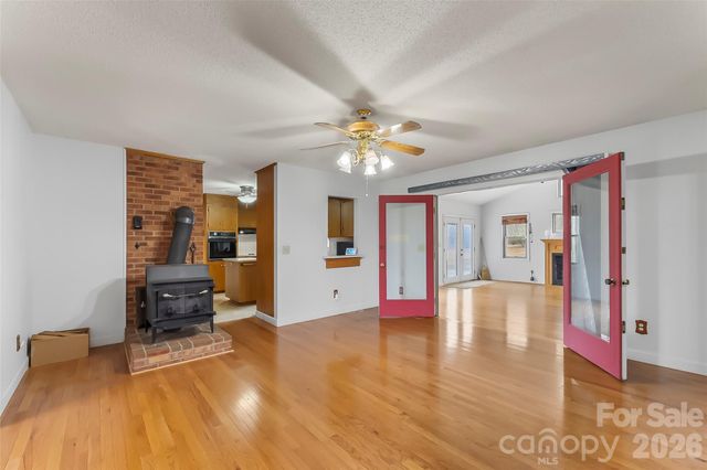 House 96 Patton Valley Drive, Nebo, NC 28761