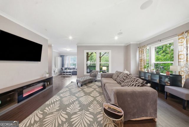 2087 Holtz Lane, Atlanta, GA 30318