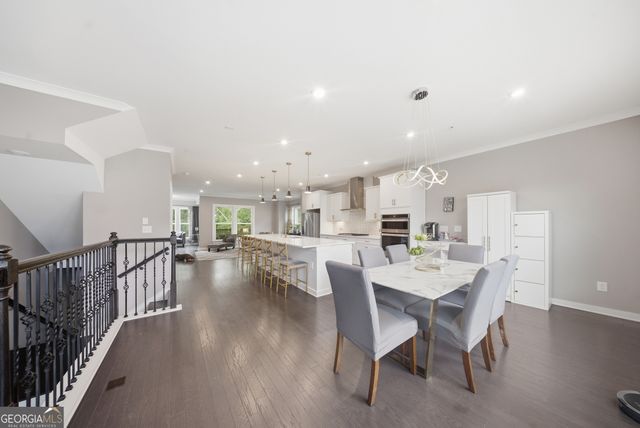 2087 Holtz Lane, Atlanta, GA 30318