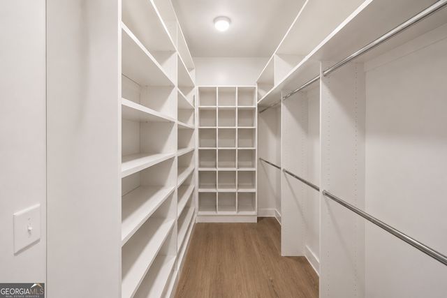 2087 Holtz Lane, Atlanta, GA 30318