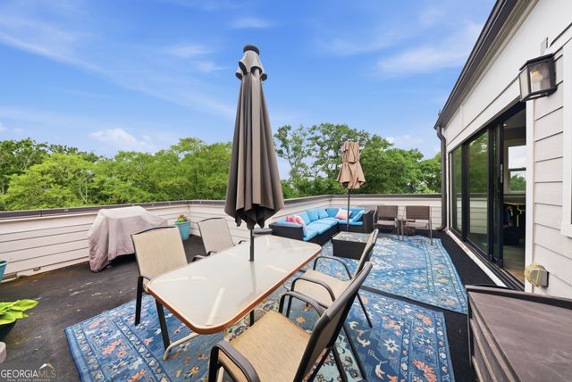 2087 Holtz Lane, Atlanta, GA 30318