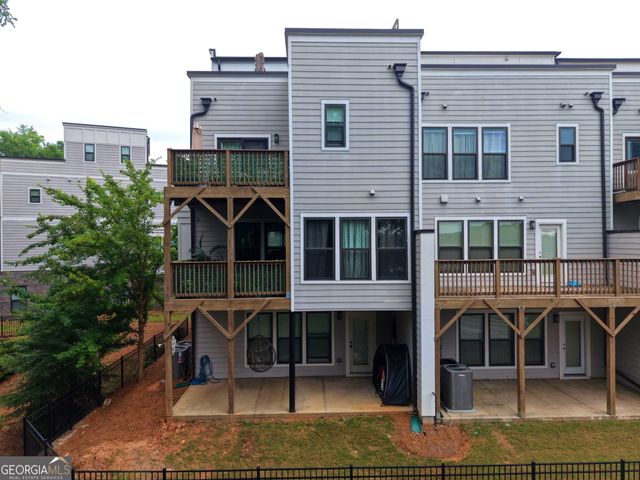 2087 Holtz Lane, Atlanta, GA 30318