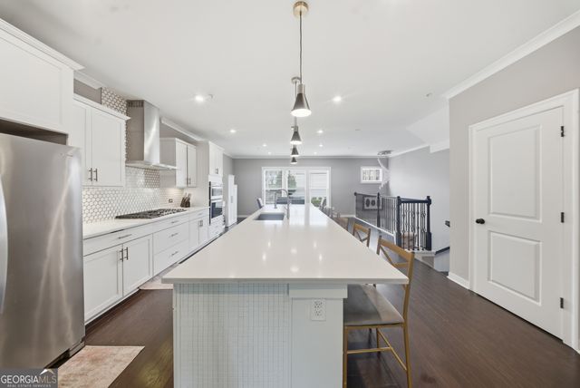 2087 Holtz Lane, Atlanta, GA 30318