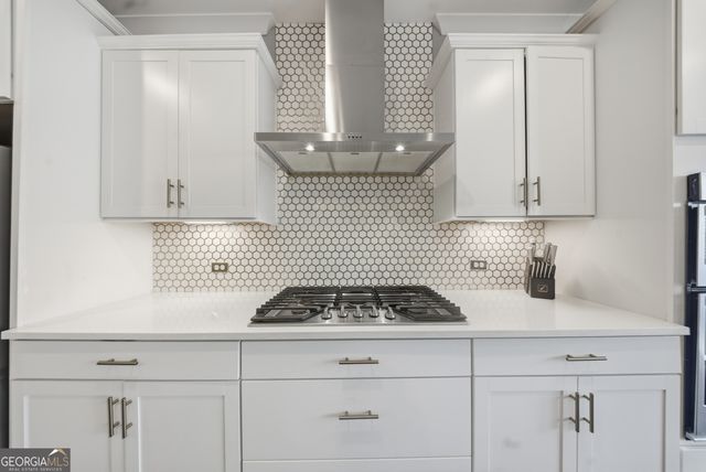 2087 Holtz Lane, Atlanta, GA 30318