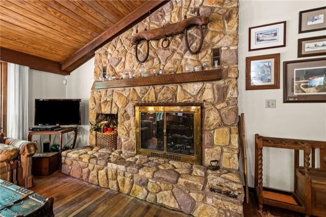 5718 Oak Tree Road, Greensboro, NC 27455