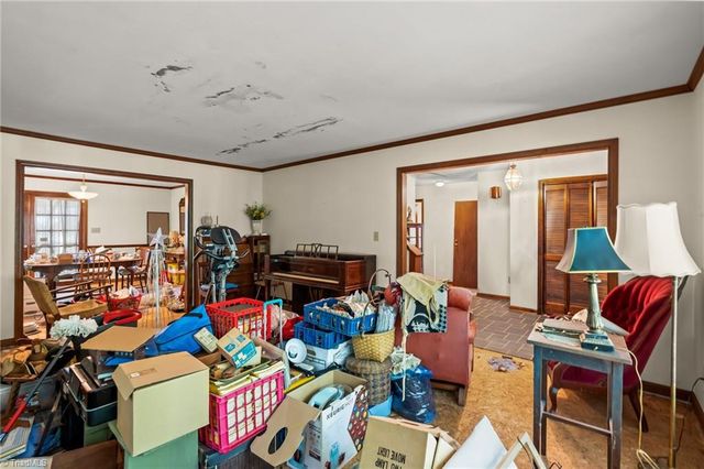 5718 Oak Tree Road, Greensboro, NC 27455