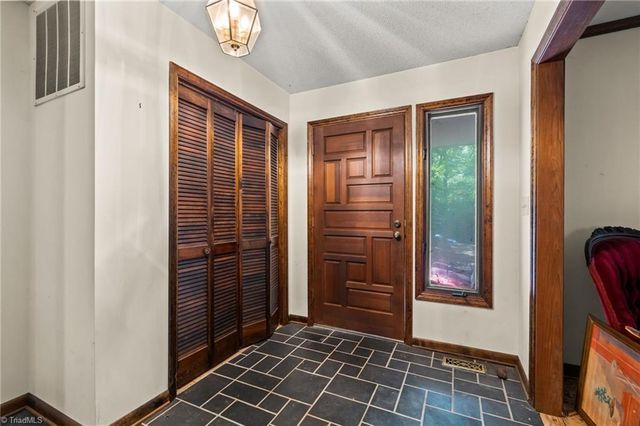 5718 Oak Tree Road, Greensboro, NC 27455