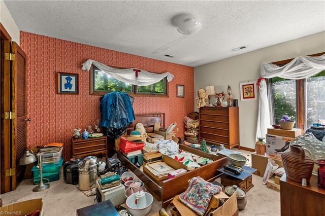 5718 Oak Tree Road, Greensboro, NC 27455