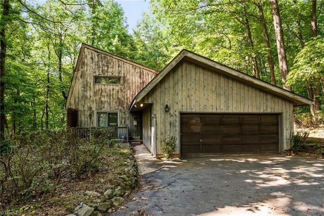 5718 Oak Tree Road, Greensboro, NC 27455