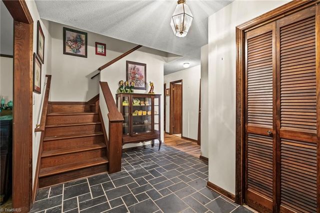 5718 Oak Tree Road, Greensboro, NC 27455