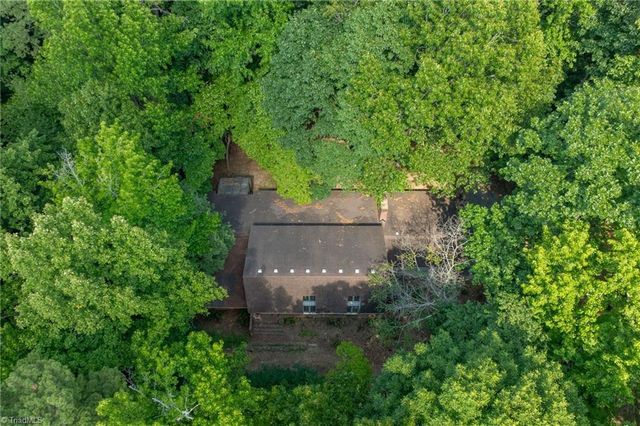 5718 Oak Tree Road, Greensboro, NC 27455