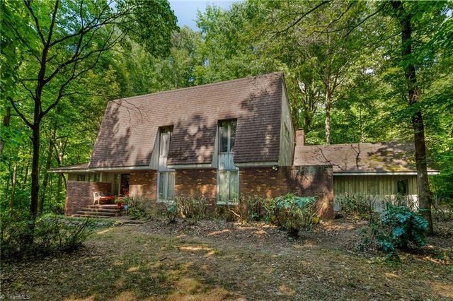 5718 Oak Tree Road, Greensboro, NC 27455