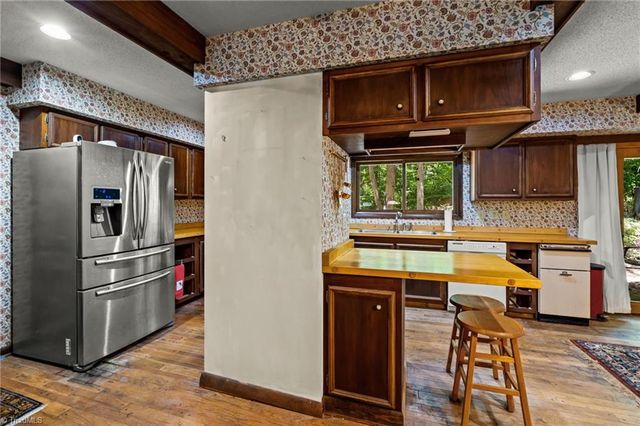 5718 Oak Tree Road, Greensboro, NC 27455