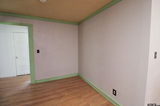 407 Pace St, Naples, TX 75568