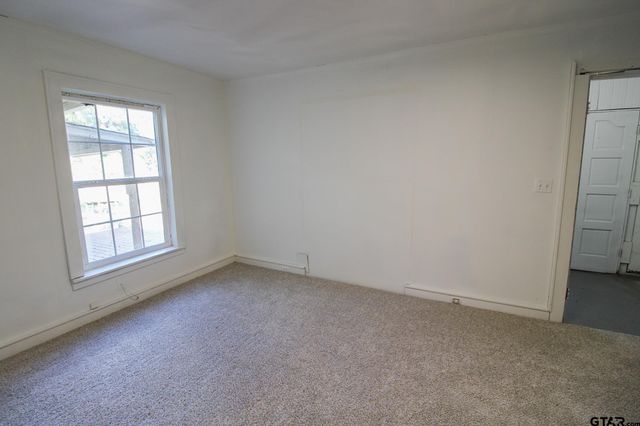 407 Pace St, Naples, TX 75568